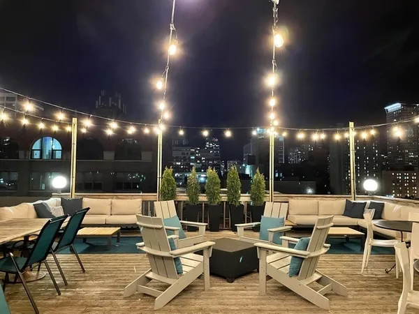 $2,400 | 225 West Huron Street, Unit 611, Chicago, IL 60654
