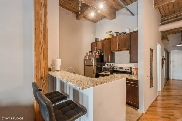 $2,400 | 225 West Huron Street, Unit 611, Chicago, IL 60654