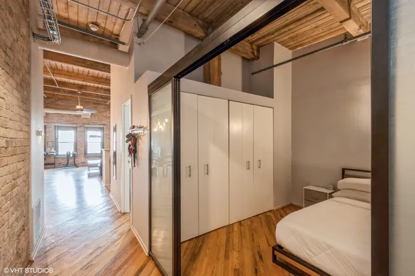 $2,400 | 225 West Huron Street, Unit 611, Chicago, IL 60654