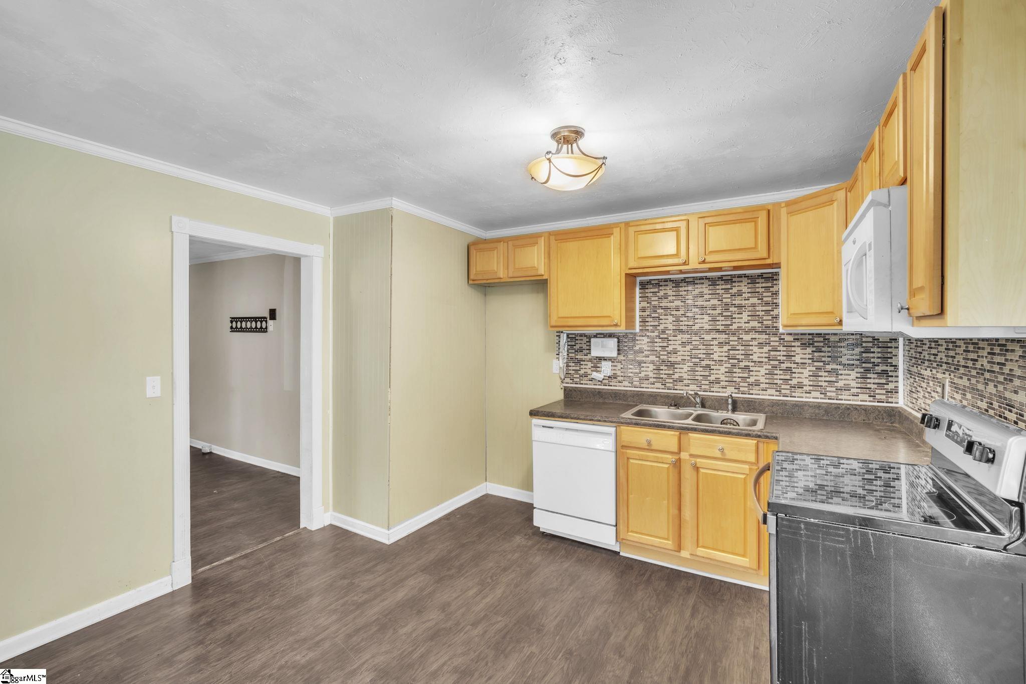 170 South 900 Pacolet, SC 29372 - Photo 7 of 25 Gallery Image 7