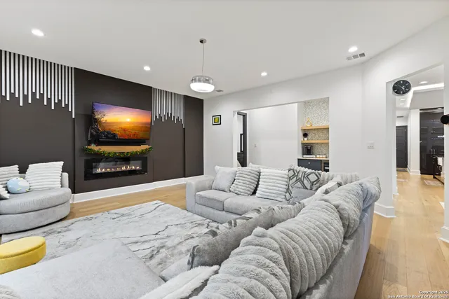 $1,799,900 | 10206 Kendall Canyon, San Antonio, TX 78255