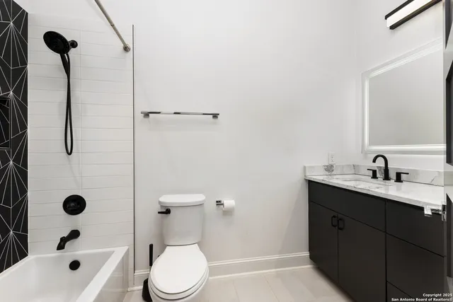 $1,799,900 | 10206 Kendall Canyon, San Antonio, TX 78255