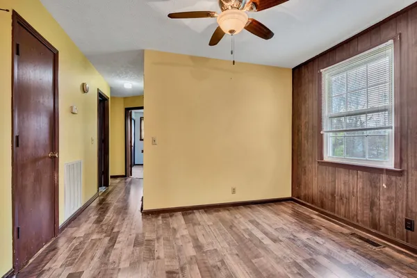 $229,900 | 1151 Chestnut Drive, Burns, TN 37029