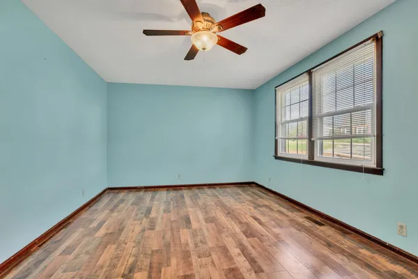 $229,900 | 1151 Chestnut Drive, Burns, TN 37029