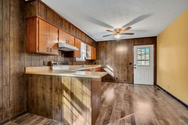 $229,900 | 1151 Chestnut Drive, Burns, TN 37029