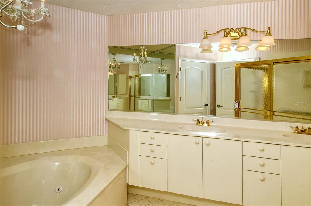 455 Oak Point Road Osprey, FL 34229 - Photo 25 of 64 Gallery Image 25