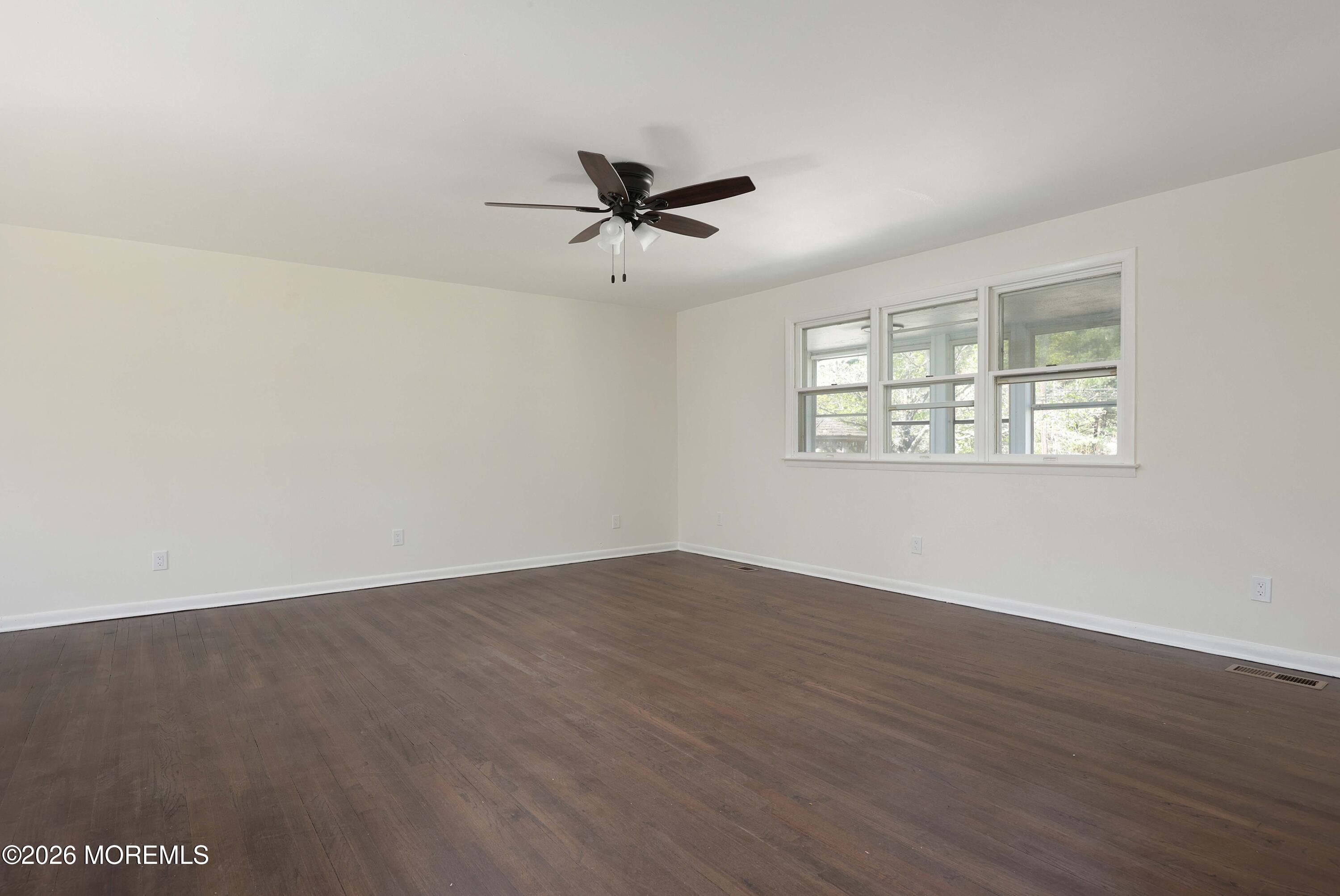 149 Asbury Road Farmingdale, NJ 07727 - Photo 12 of 33 758A0619