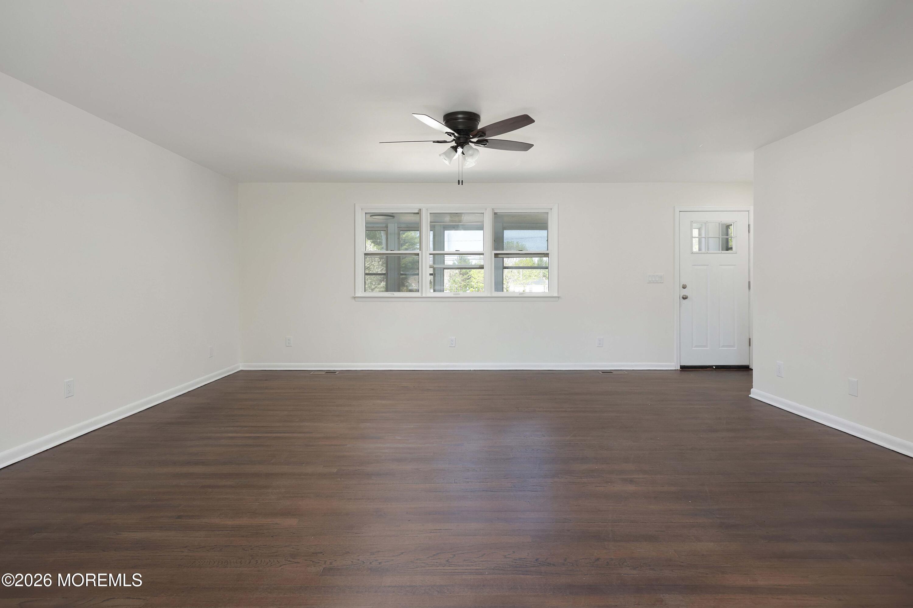 149 Asbury Road Farmingdale, NJ 07727 - Photo 13 of 33 758A0625