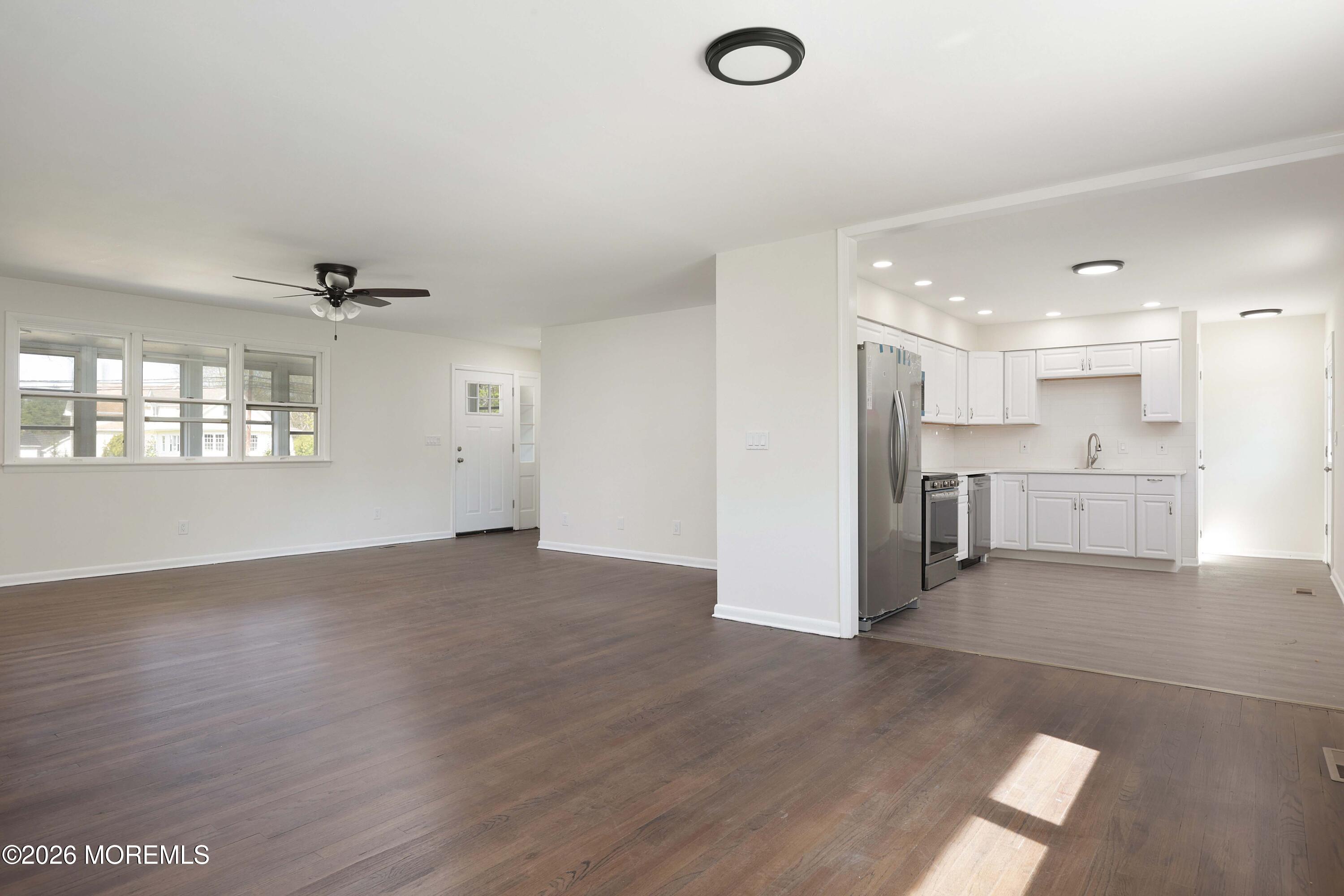 149 Asbury Road Farmingdale, NJ 07727 - Photo 17 of 33 758A0658