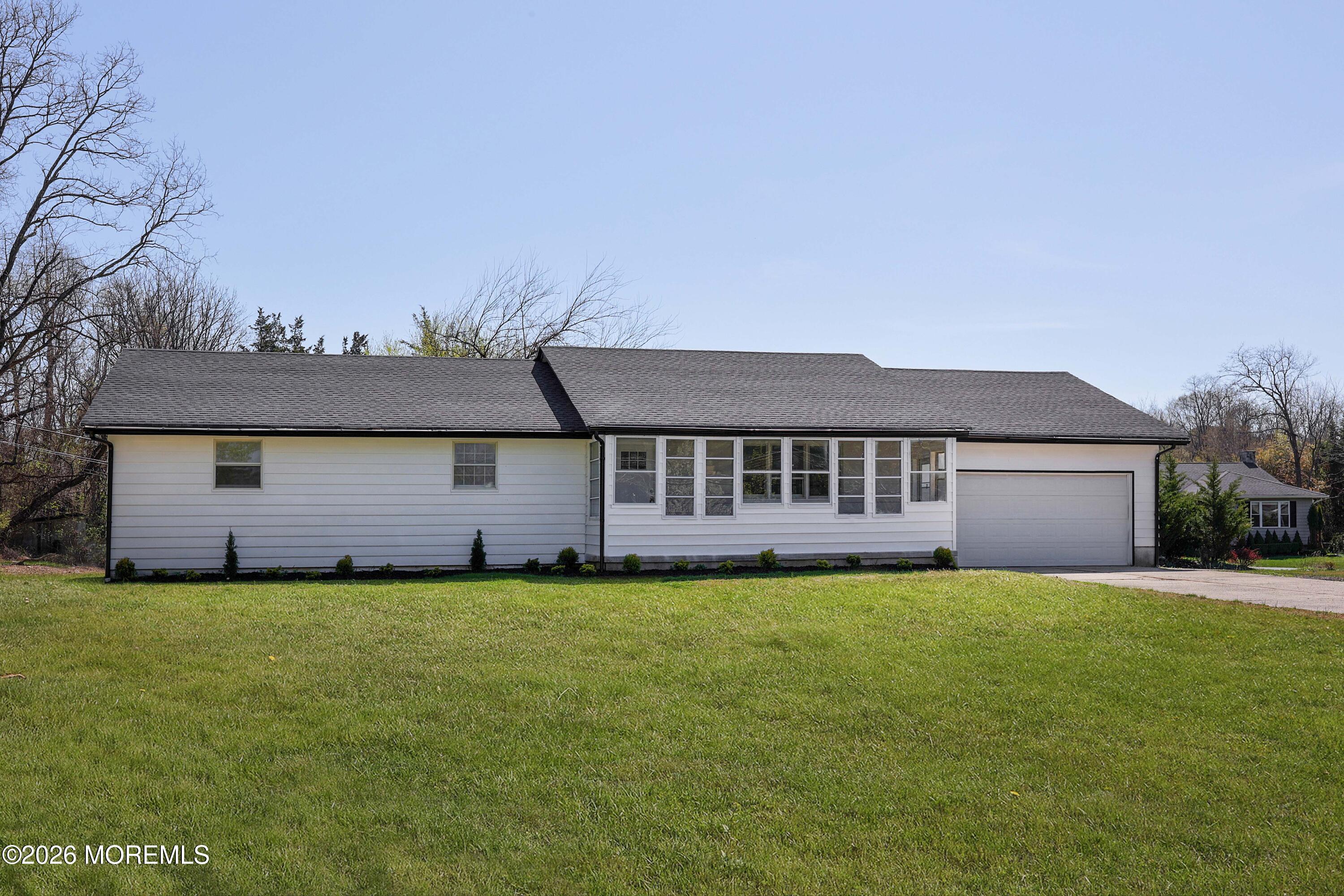 149 Asbury Road Farmingdale, NJ 07727 - Photo 6 of 33 758A0797_798_799_800_801