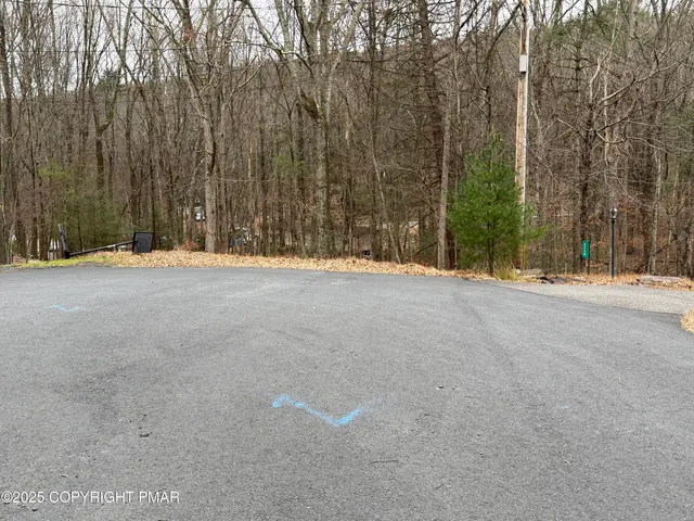 $10,000 | 88 Fairfax Terrace, East Stroudsburg, PA 18301