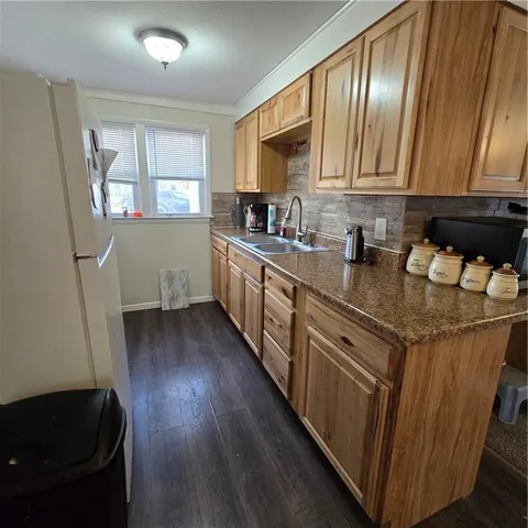 $185,000 | 28672 Mistletoe Avenue, Warsaw, MO 65355