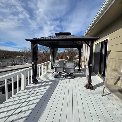 $185,000 | 28672 Mistletoe Avenue, Warsaw, MO 65355