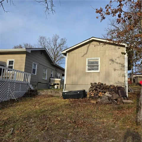 $185,000 | 28672 Mistletoe Avenue, Warsaw, MO 65355