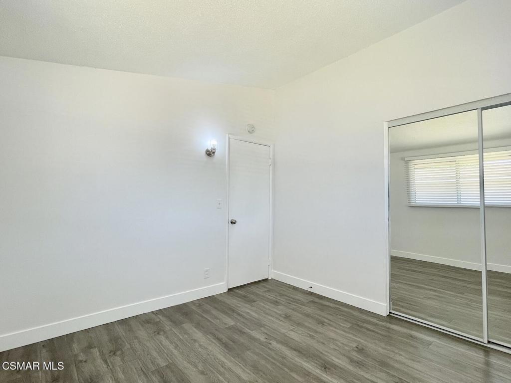 1507 Buster Street Simi Valley, CA 93065 - Photo 20 of 32