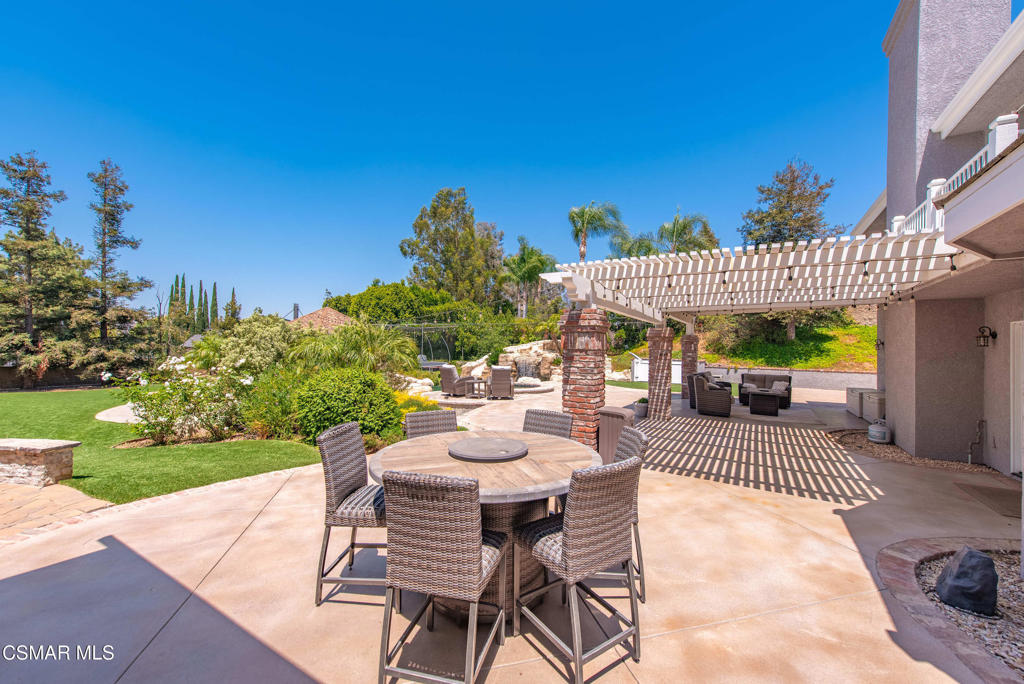 453 Highland Road Simi Valley, CA 93065 - Photo 47 of 100