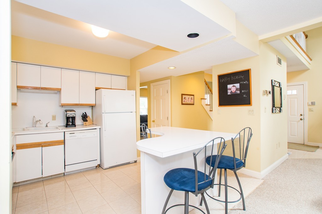 76 Harbourside Road, Unit 76 Quincy, MA 02171 - Photo 7 of 30