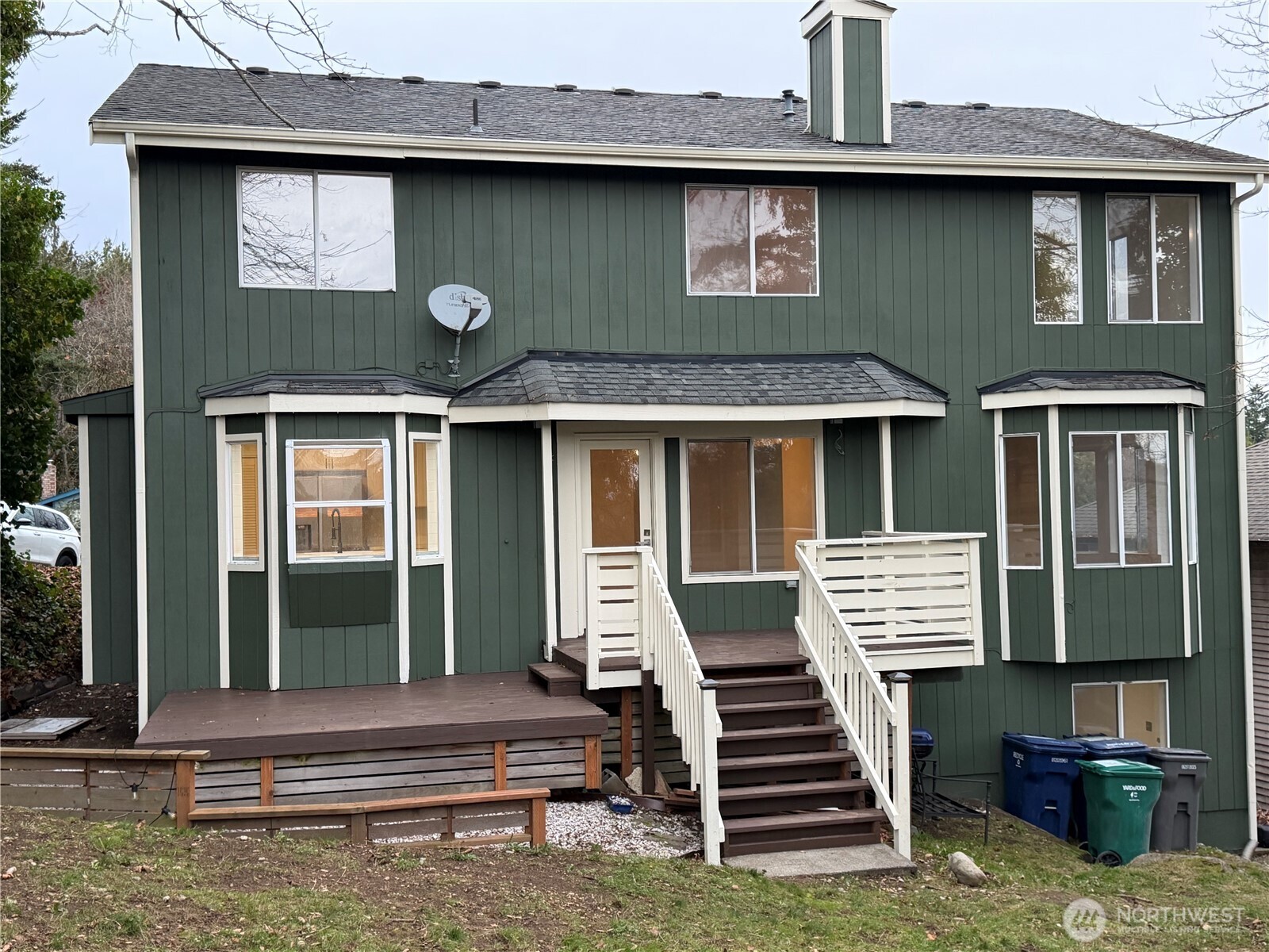 2811 Southwest 350th Place Federal Way, WA 98023 - Photo 20 of 23 a front view of a house with stairs