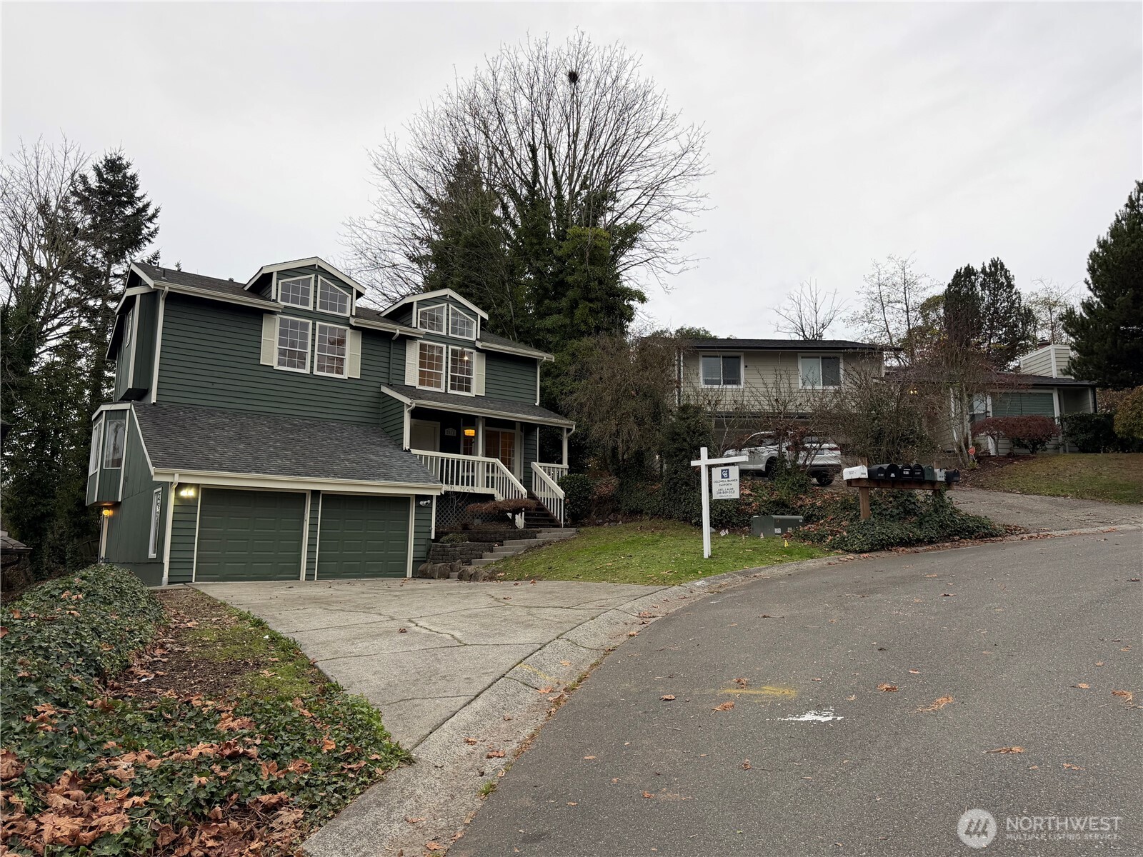 2811 Southwest 350th Place Federal Way, WA 98023 - Photo 23 of 23 a view of a house with a patio and a yard