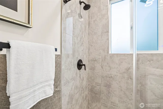 $5,300 | 2914 East Columbia Street, Seattle, WA 98122