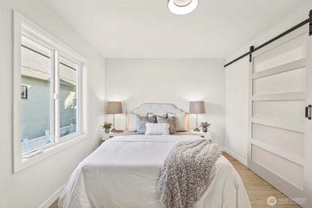 $5,300 | 2914 East Columbia Street, Seattle, WA 98122