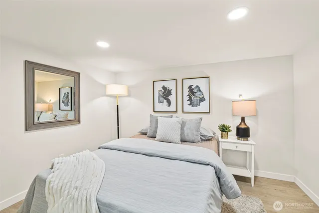 $5,300 | 2914 East Columbia Street, Seattle, WA 98122