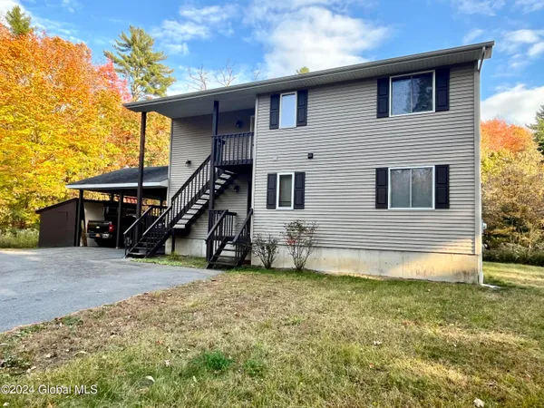 $1,650 | 4713 Highway 50, Northumberland, NY 12831