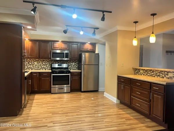 $1,650 | 4713 Highway 50, Northumberland, NY 12831