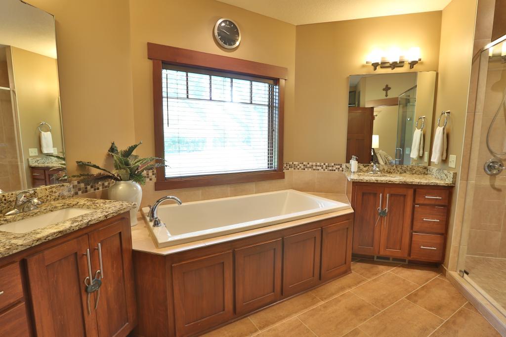 530 Radisson Road Golden Valley, MN 55416 - Photo 12 of 22 Gallery Image 12