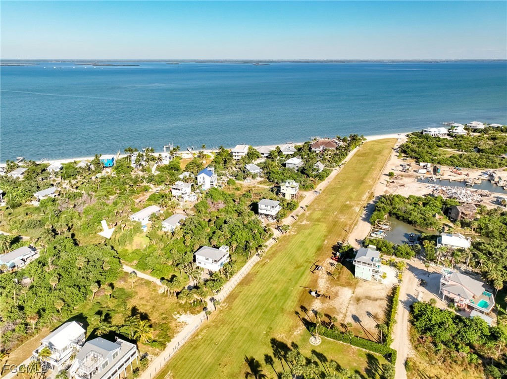 181 Swallow Drive Upper Captiva, FL 33924 - Photo 13 of 17 a view of an ocean