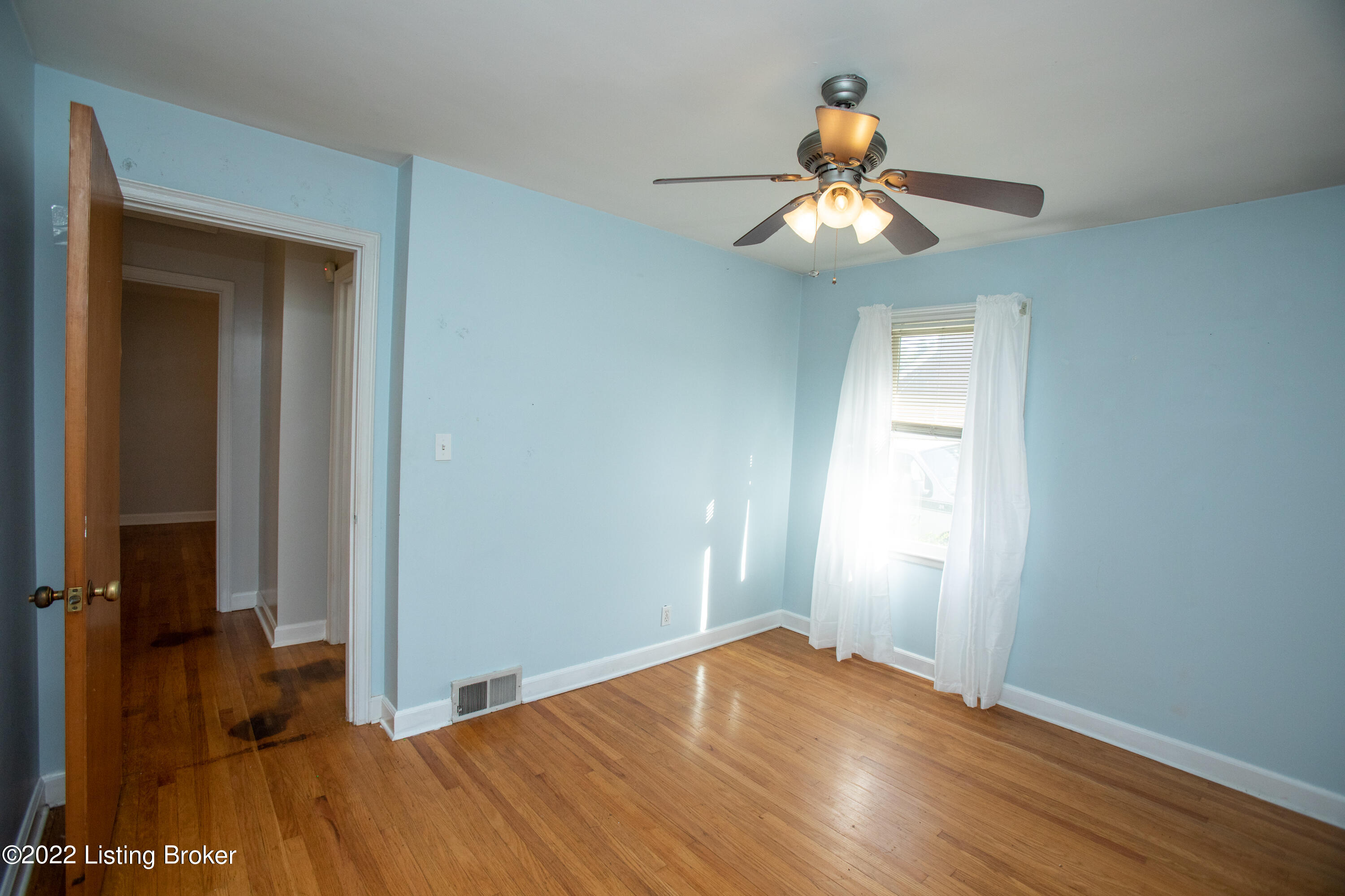 1631 Nightingale Road Louisville, KY 40213 - Photo 22 of 34 Bedroom