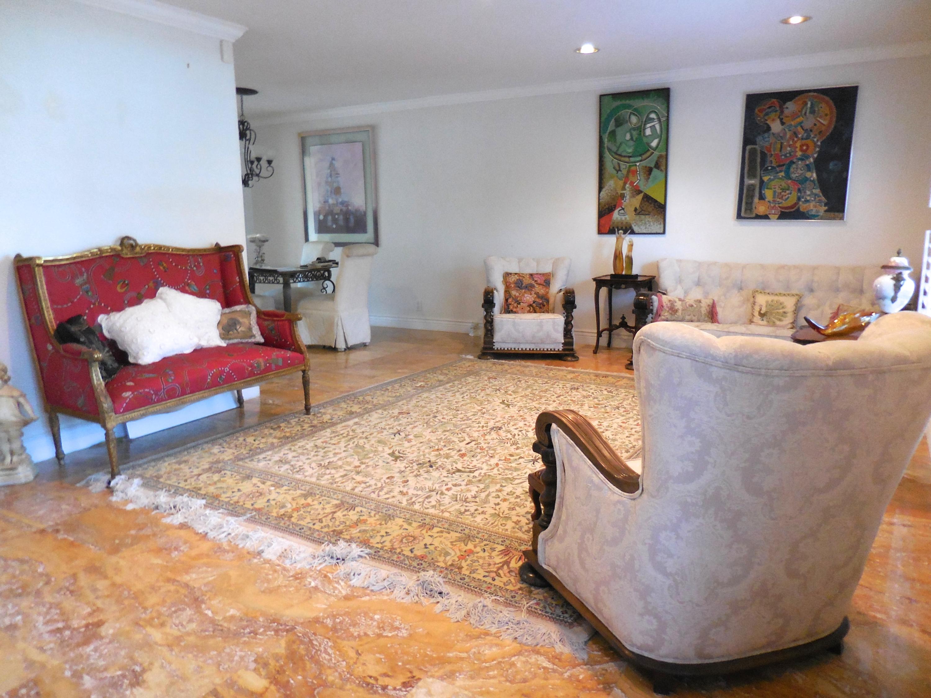 835 Northwest 5th Avenue Boca Raton, FL 33432 - Photo 13 of 41 Living Room