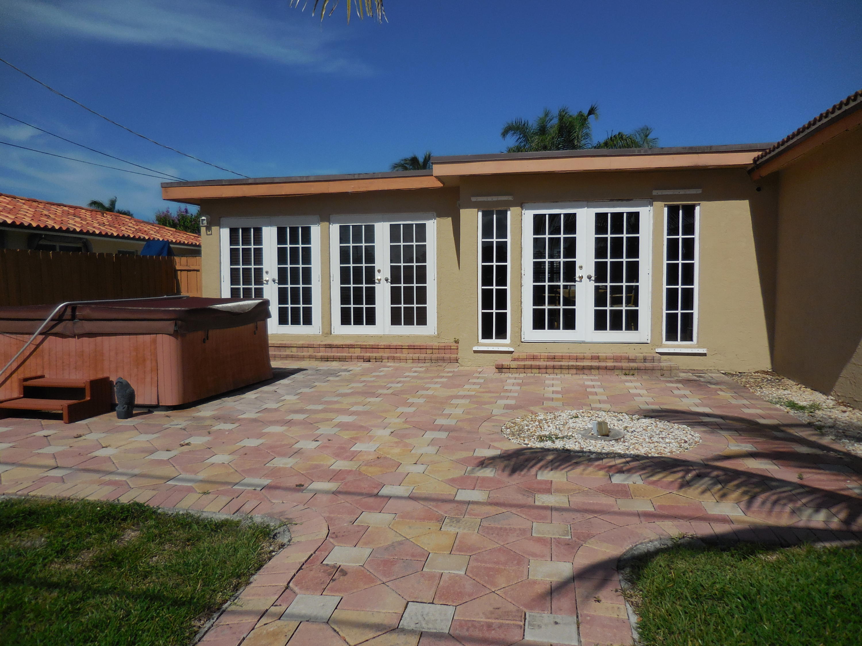 835 Northwest 5th Avenue Boca Raton, FL 33432 - Photo 4 of 41 DSCN6032