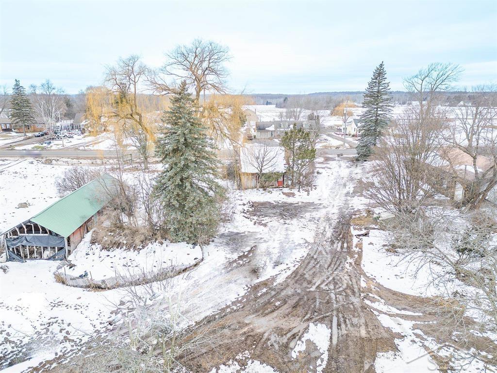 11426 North Mission Road Clare, MI 48617 - Photo 20 of 20