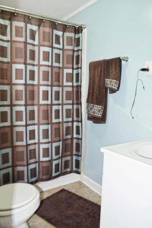 1122 Jennelle Road Blacksburg, VA 24060 - Photo 12 of 14 Gallery Image 12