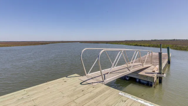 $1,200,000 | 242 Old House Lane, Dewees Island, SC 29429