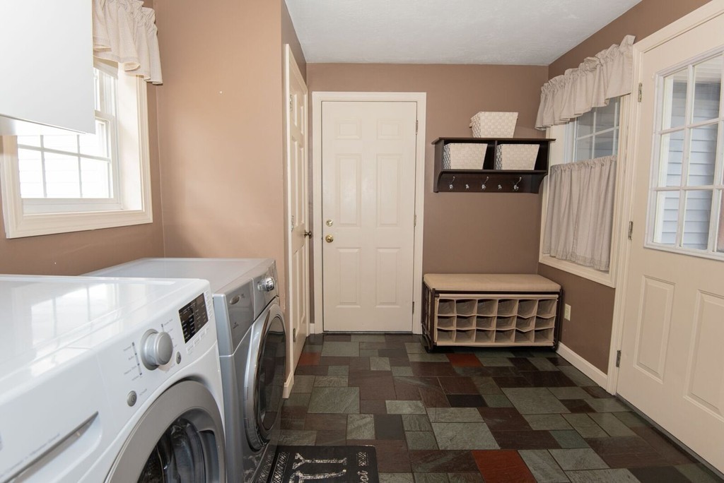 140 Lebanon Hill Road Southbridge, MA 01550 - Photo 19 of 30 Gallery Image 19