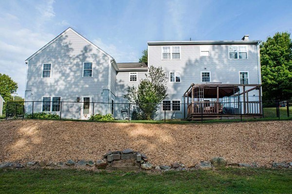 140 Lebanon Hill Road Southbridge, MA 01550 - Photo 3 of 30 Gallery Image 3