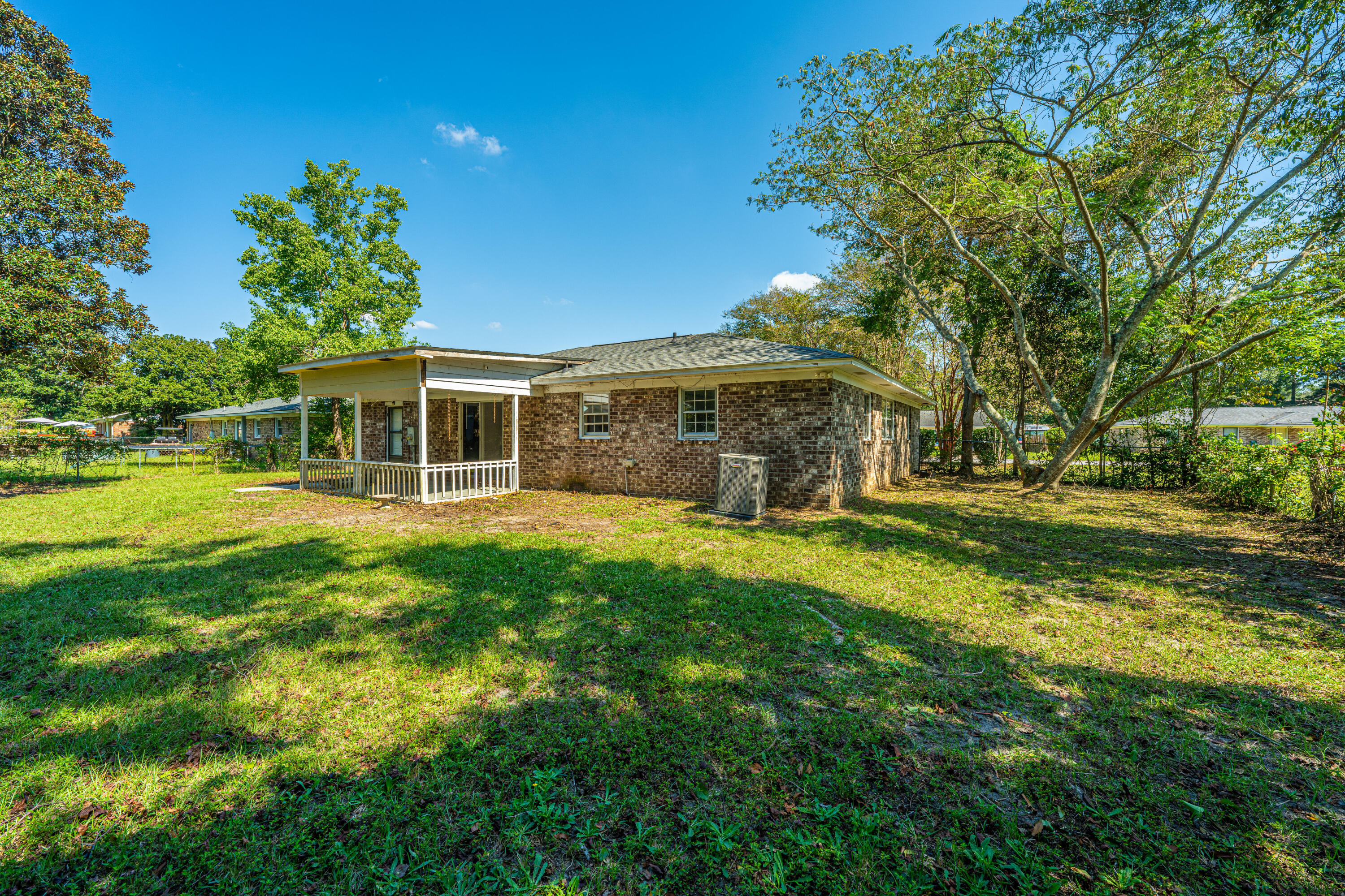 404 Beauregard Road Summerville, SC 29486 - Photo 34 of 35 404BeauregardRd038