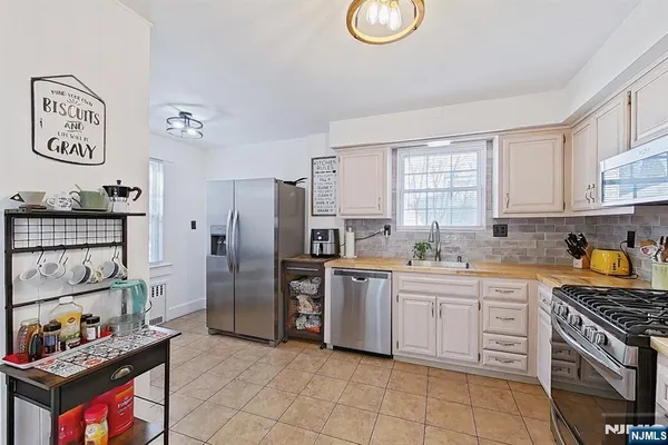 $795,000 | 406 Lincoln Avenue, Rutherford, NJ 07070