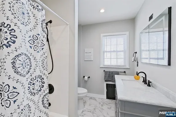 $795,000 | 406 Lincoln Avenue, Rutherford, NJ 07070