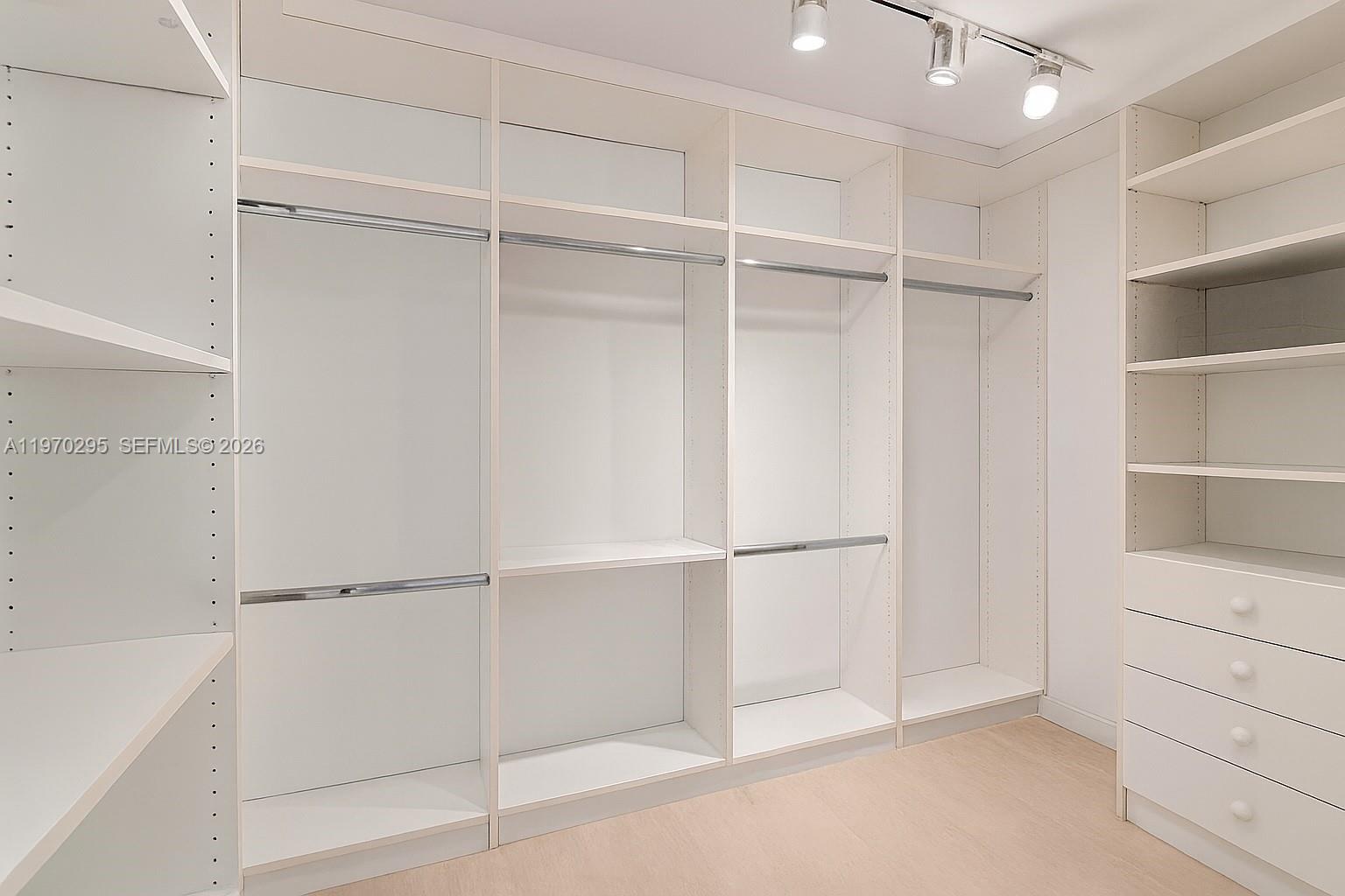 600 Northeast 36th Street, Unit PH1 Miami, FL 33137 - Photo 14 of 41