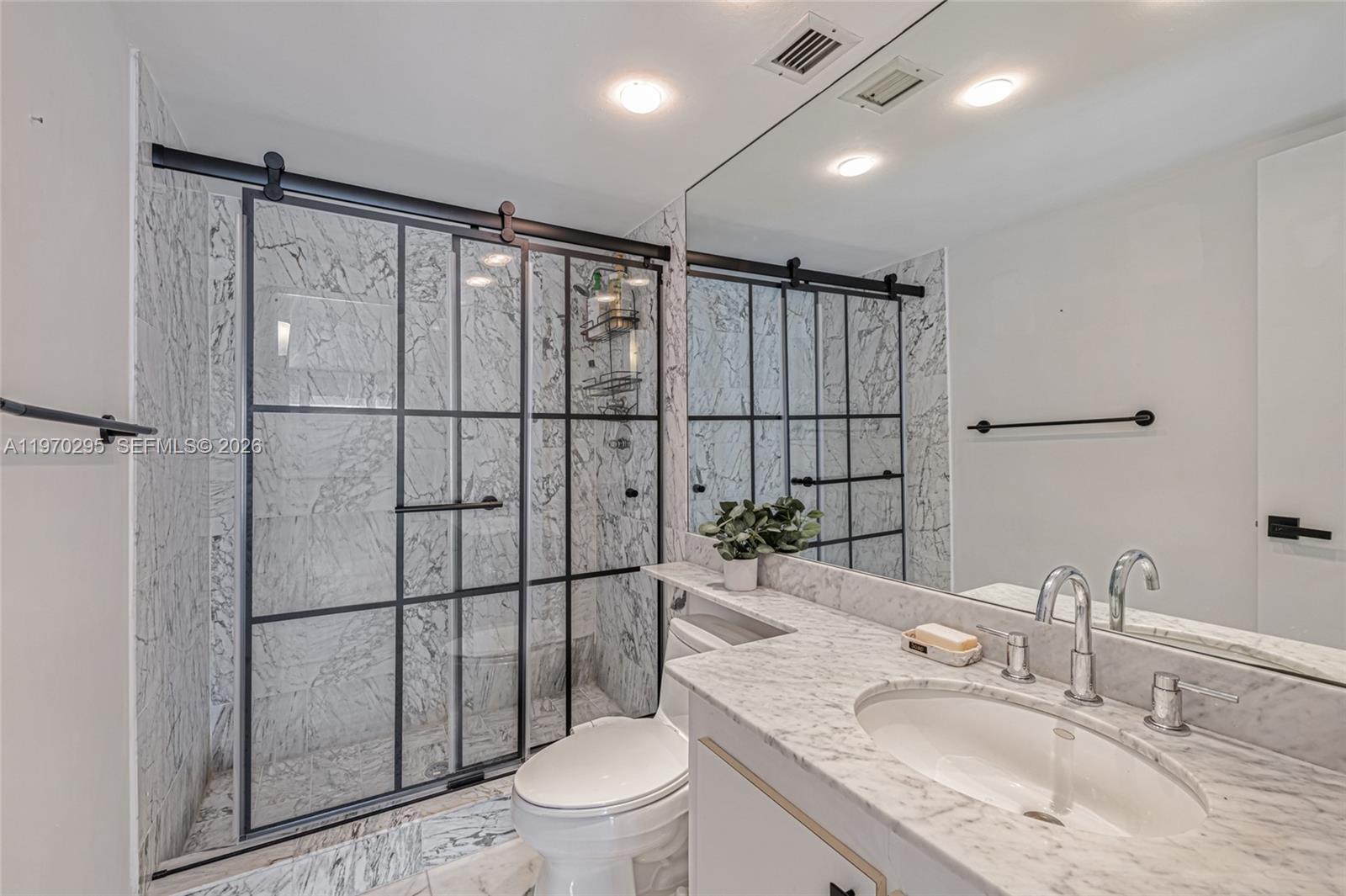 600 Northeast 36th Street, Unit PH1 Miami, FL 33137 - Photo 18 of 41