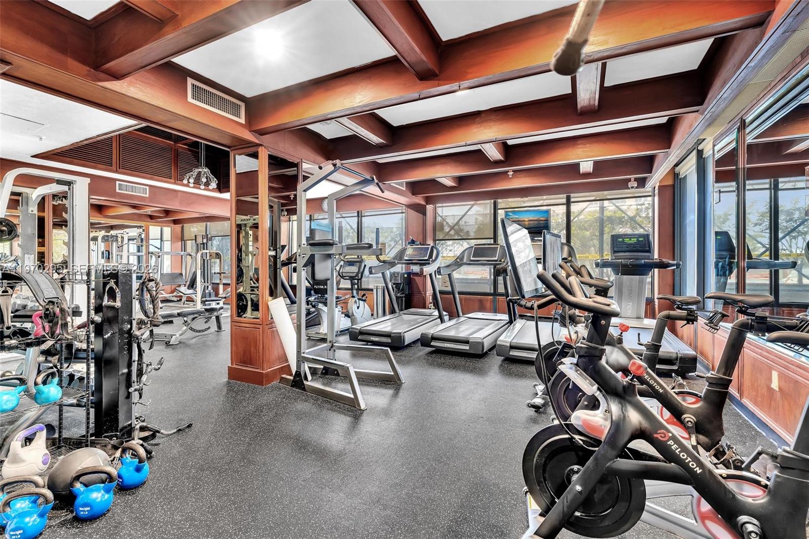 600 Northeast 36th Street, Unit PH1 Miami, FL 33137 - Photo 35 of 41