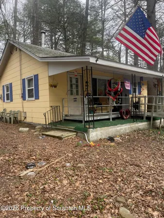 $179,900 | 648 Burger Hollow Road, Kunkletown, PA 18058