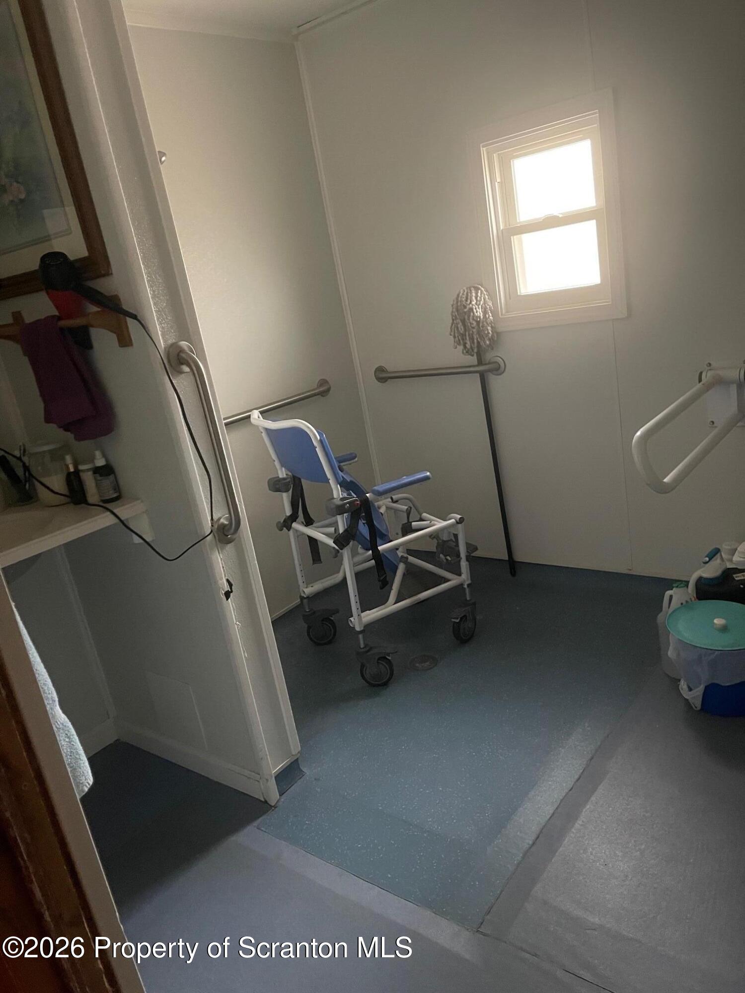 648 Burger Hollow Road Kunkletown, PA 18058 - Photo 7 of 10 Bathroom