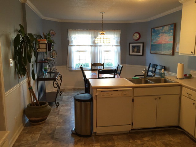 5798 Huddersfield Road Macon, GA 31210 - Photo 11 of 35 a room with gym equipment and a window