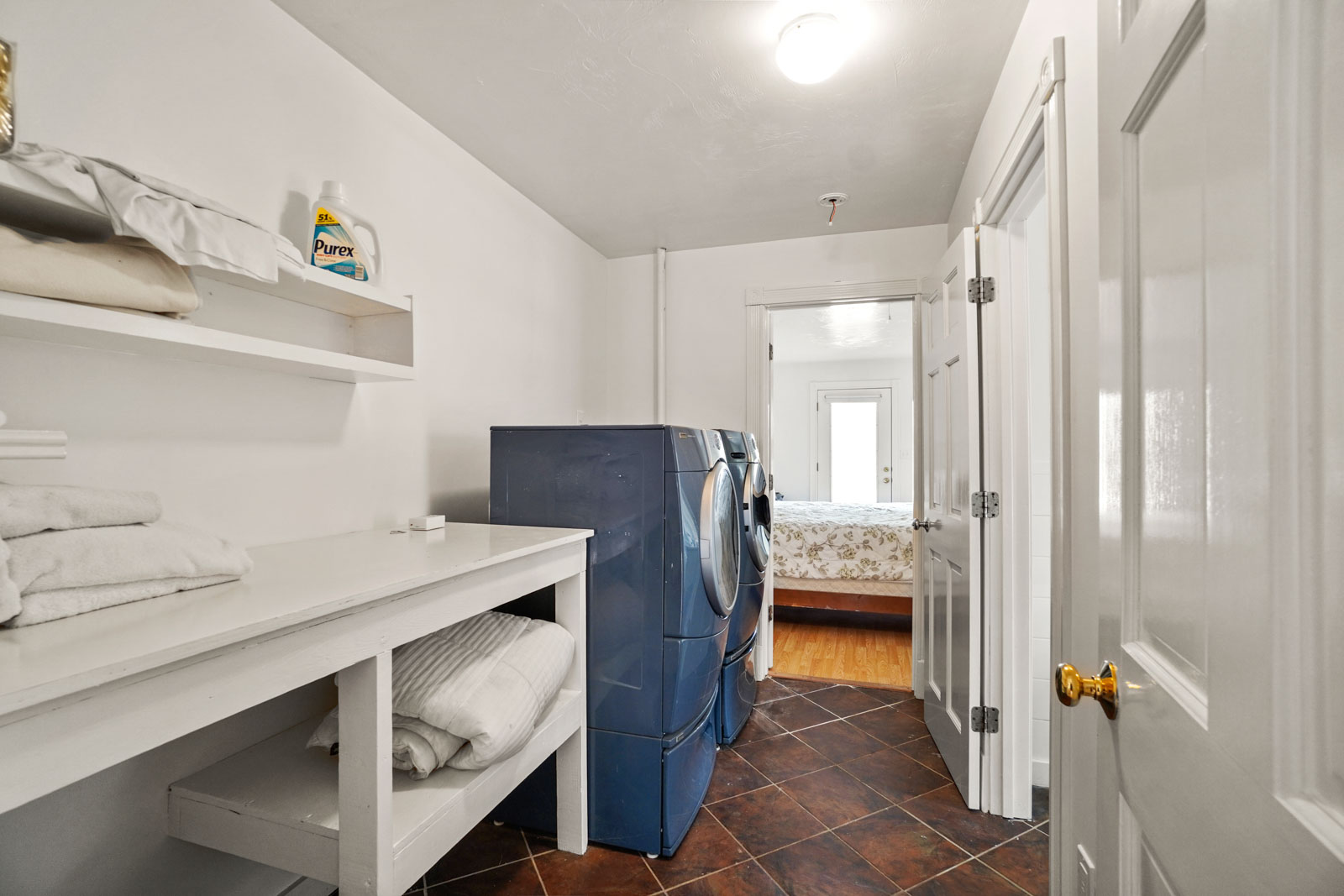 10 Skyline Drive Nantucket, MA 02554 - Photo 30 of 38 Full size washer/dryer in apartment