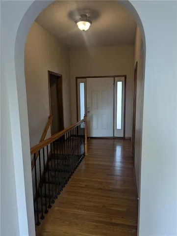 $349,900 | 1105 Northwest Sawgrass Drive, Grain Valley, MO 64029