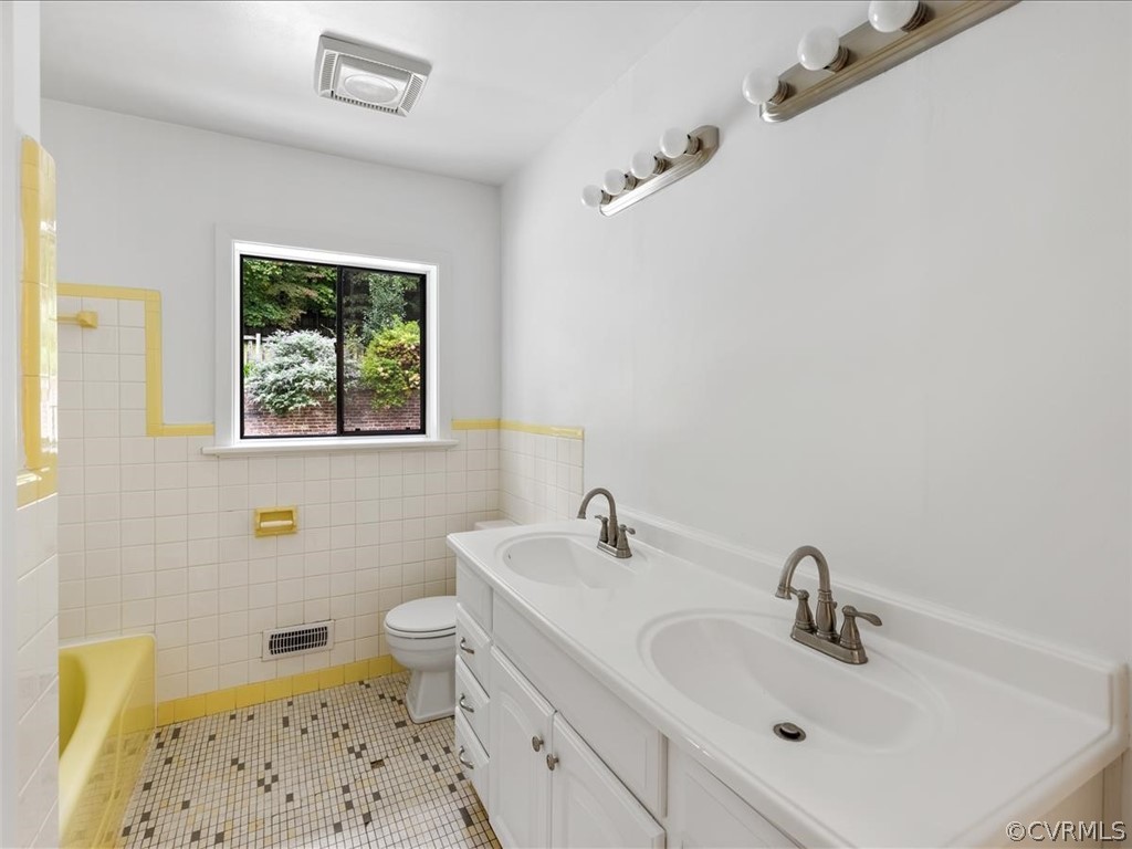 4232 Hickory Road Richmond, VA 23235 - Photo 23 of 24 Gallery Image 23